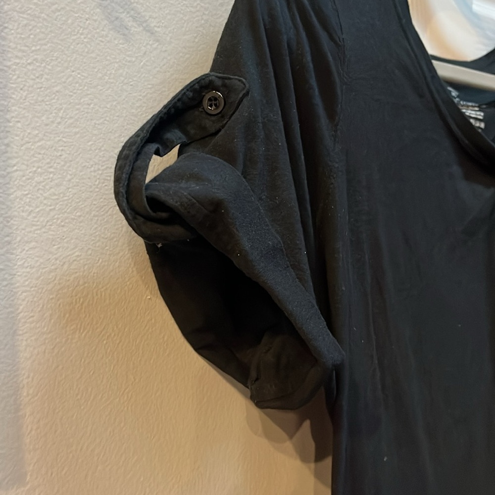Black Short Sleeve Dress - Picture 2 of 4